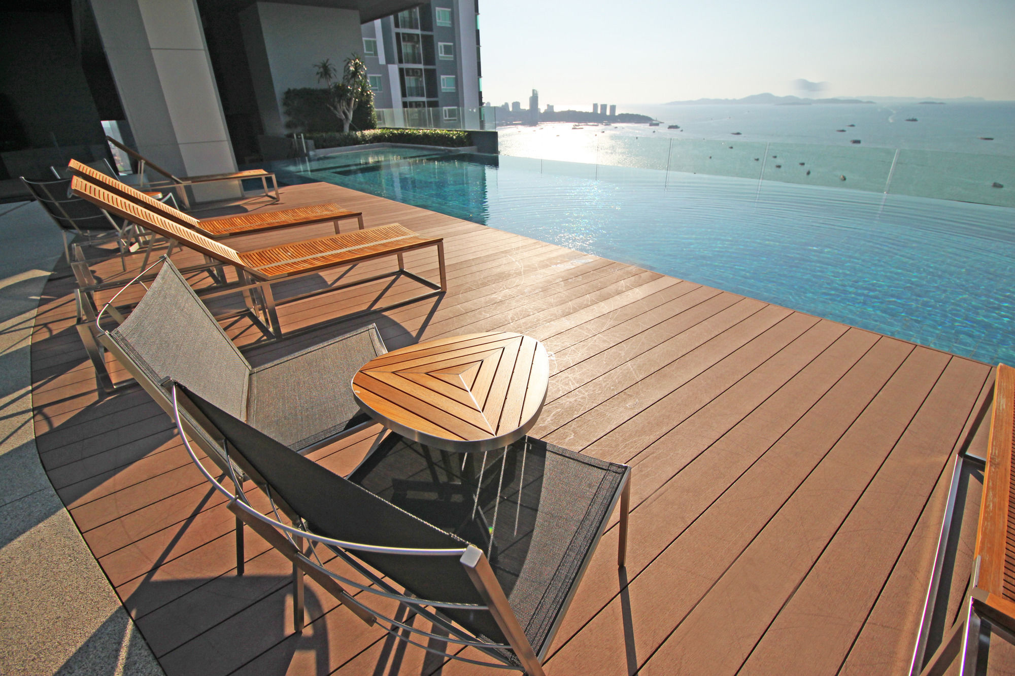 Centric Sea By Pattaya Holiday Bang Lamung Exterior foto