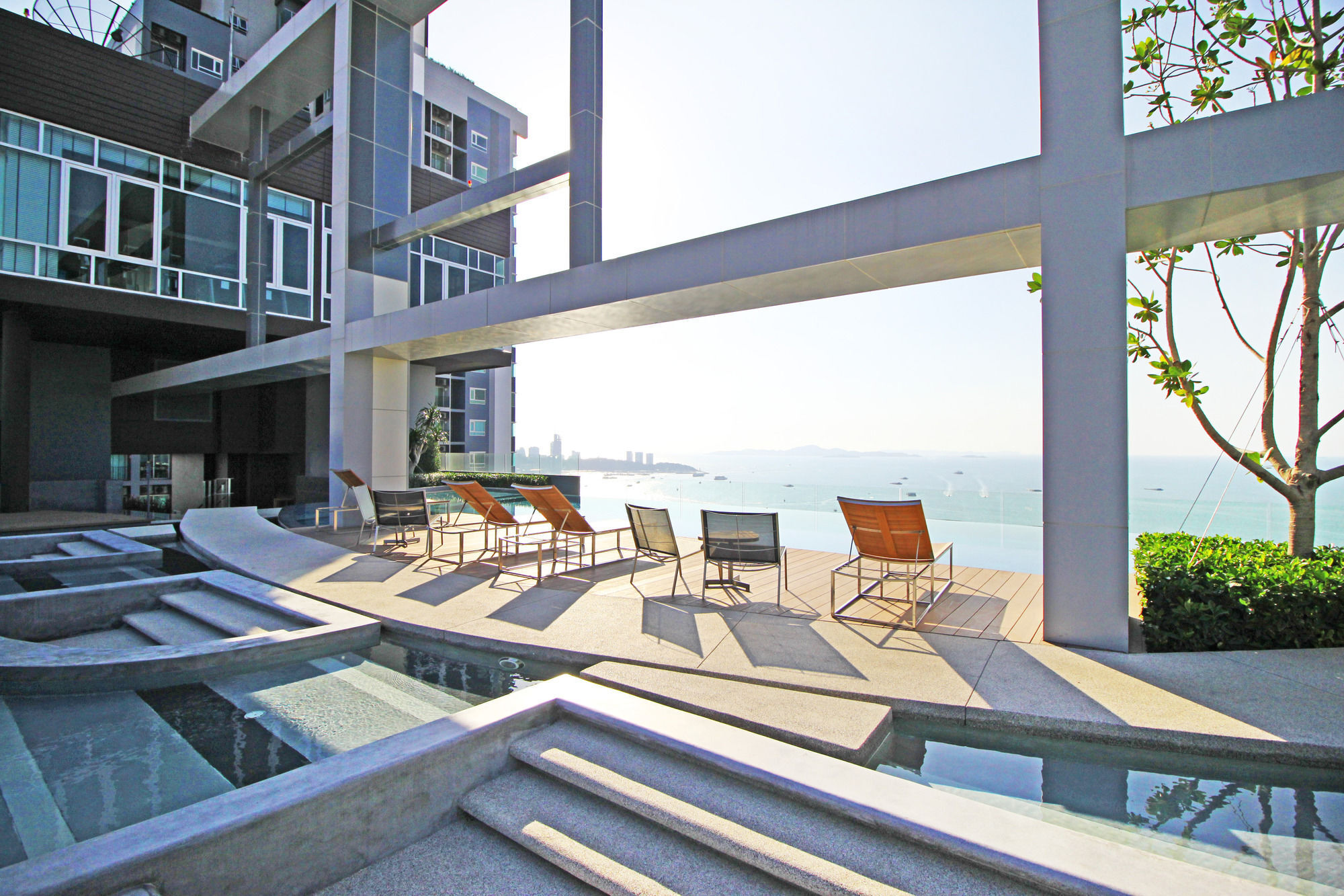 Centric Sea By Pattaya Holiday Bang Lamung Exterior foto